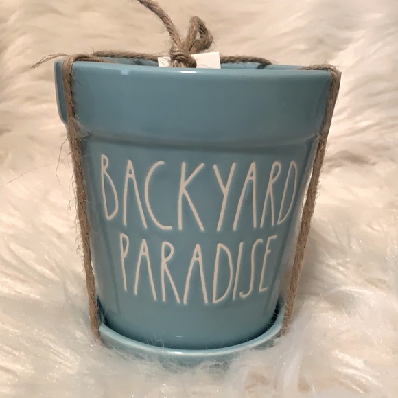 Rae Dunn Backyard Paradise Planter - Picture 1 of 6